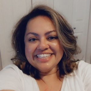 Meet your Posher, Connie